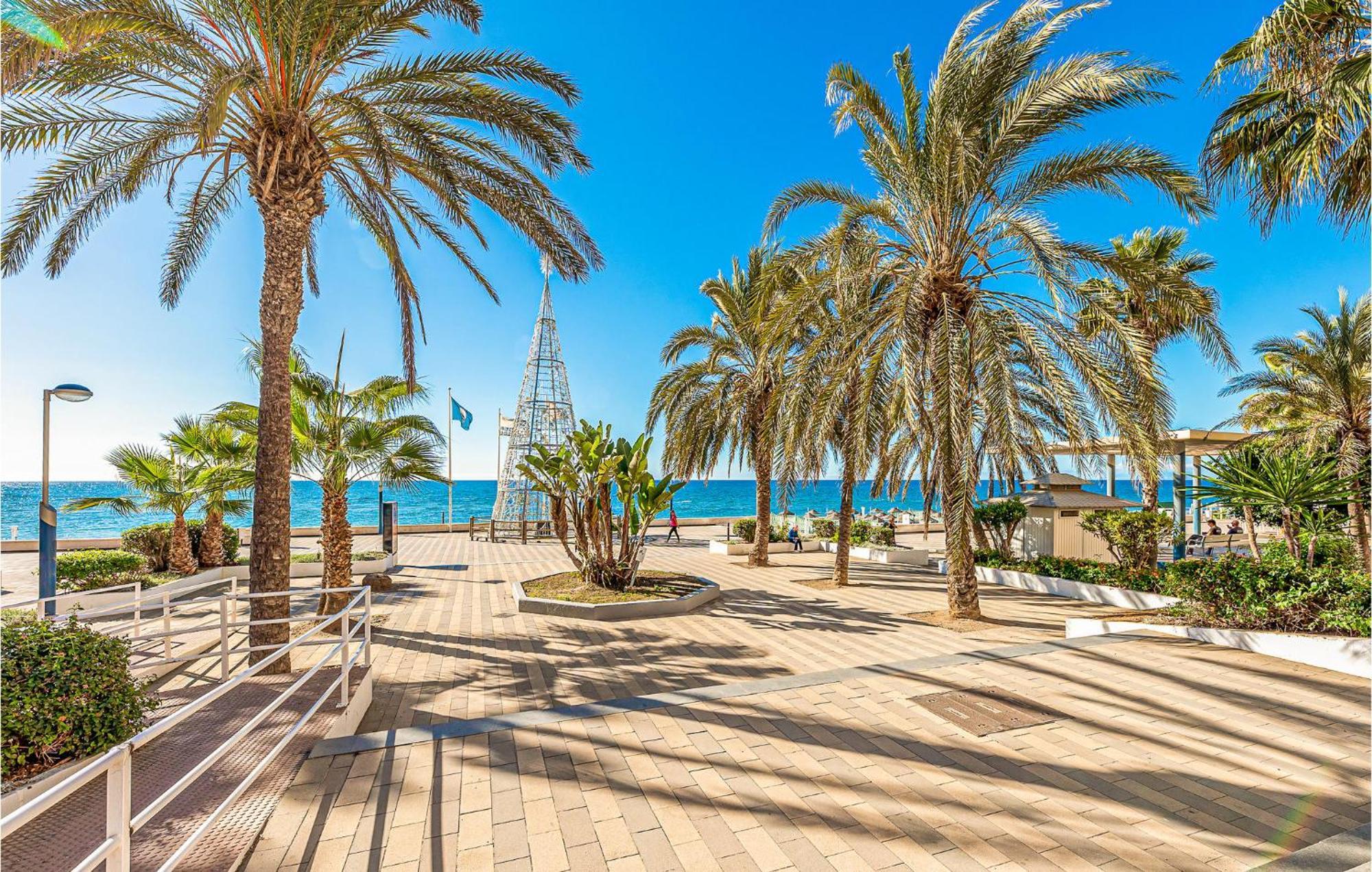 Gorgeous Apartment In Torrox With Wifi מראה חיצוני תמונה